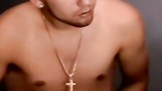 Amateur young gays masturbate and bareback in front of a cam
