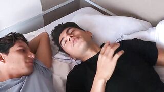 LatinoJuice.com - Alfonso Osnaya & Fernando Ragel - Latino stud Alfonso Osnaya blowed