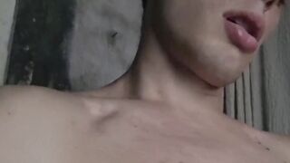 Gay man became a straight man after having raw sex and sucking dick