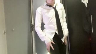 Kinky toys addicted teen Conor Rey masturbates in hot solo
