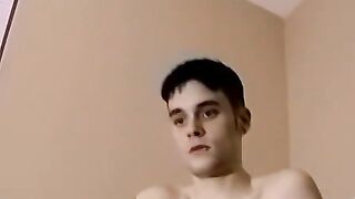 Amateur twink sucked by mature guy and cums in his mouth