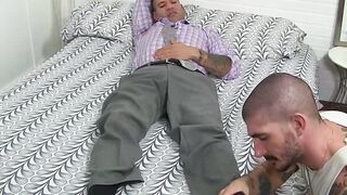 Foot fetish addicted hunks Caleb and Troy spray warm cum