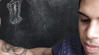 My tatted boyfriend Kendro runs his mouth up and down to lean Aquiles boner