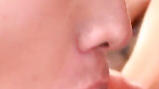 Tattooed amateur gets warm and sticky facial after raw sex
