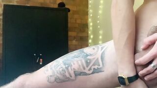 Kinky amateur Oliver Wesley moans during intense fingering