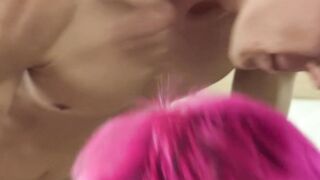 Pink haired twink Chris Summers cums while fucked hardcore