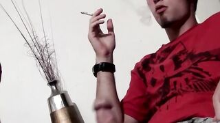 Straight buddies Welsey Kincaid and Nolan were having fun in a smoke sucking session