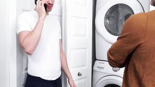 DaddiesPorno.com - Manuel Skye & Ryan Jacobs - Twink gets stuck in a washing machine