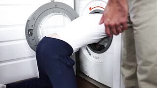 DaddiesPorno.com - Manuel Skye & Ryan Jacobs - Twink gets stuck in a washing machine