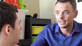 StepsonXXX.com - Donnie Argento & Taylor Reign - Seductive stepson Taylor Reign is th
