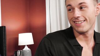 Cheating married man Nico Coopa wants a naughty fucking with a guy