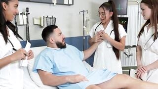 Fourway with three naughty female doctors