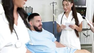 Fourway with three naughty female doctors