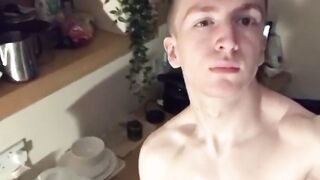 Gay athletic jock Alexander Light fingers himself on camera