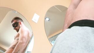 One man pleasure session with fantastic muscular stud