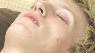 Felix and Ian play mutually with dicks until one cums