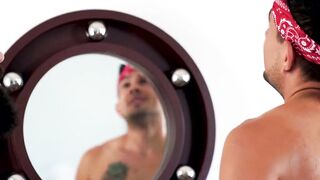 DaddiesPorno.com - Alex Montenegro & Markus Kage - DILF seduces stepson in the shower
