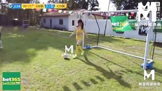 [Domestic] Madou Media Works/Mr. Rabbit-Football Bby EP2 Program Edition 001/ See for free