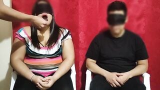 We pay a married lovers $ 100 to play the test game, and if you guess what they have into their mouth the sluts cheats on him with the game performer, they end up fucking part 1/2