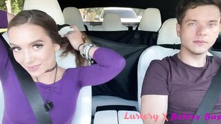 Bombshell 18 Yo Fucking on Road Trip Pulls over for a Facial - Lustery