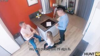 HUNT4K. Smart hunter seduces skinny blonde while checking new apartment