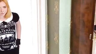 Redhead Deepthroat Big Cock and Sex Toy