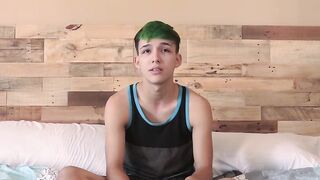 Skinny gay talks in an interview before pleasuring himself