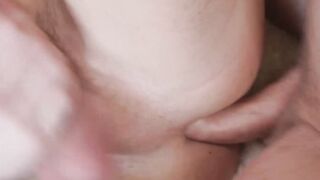 Muscly gays have fun cocksucking before a rawrailing session
