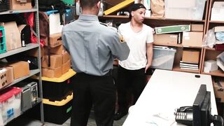 Perps4Sale.com - Timarrie Baker & Trelino - BBC cop mouth fucks gay shoplifting suspe