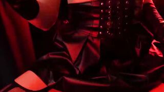 Succubus Deep Sucking Dick Muscular vol1