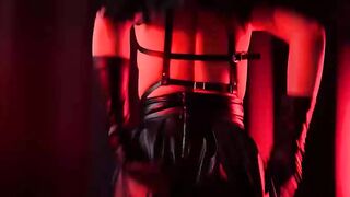 Succubus Deep Sucking Dick Muscular vol1