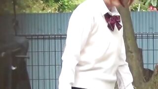 Hidden camera recorded kinky Japanese babes pissing outdoor
