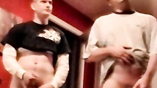 Young amateur facializes his buddy who is masturbating
