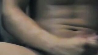 Solo cock wanking with tattooed stud who jerks off his dick