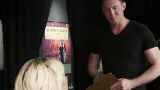 Bombshell shemale fucks her assistant