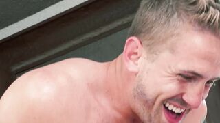 Gay jocks Wesley Woods and Josh Moore anal fuck and make out