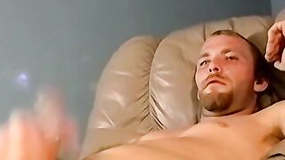 Blond bearded amateur cums while masturbating on cam solo