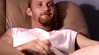 Blond bearded amateur cums while masturbating on cam solo