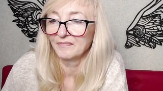 Blonde MILF with glasses on webcam