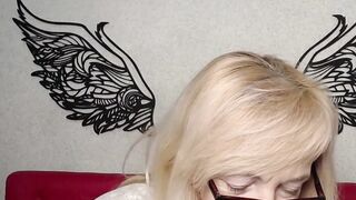 Blonde MILF with glasses on webcam