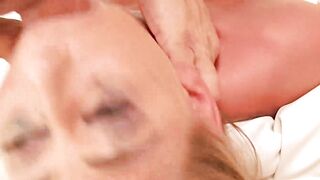 Blonde hottie Carter Cruise gets a facial in five cock blowbang