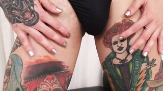 Inked TS stunner fondles herself before masturbating