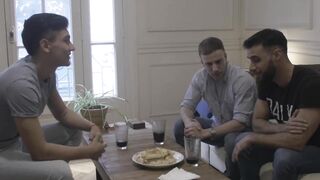 LatinoJuice.com - Jonas Matt & Felipe & Rodrigo El Santo - Lovely stud Jonas Matt blo