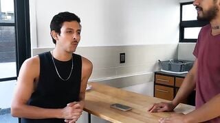 LatinoJuice.com - Enrique Mudu & Alberto Chimal - Lustful Enrique Mudu utilizes his e