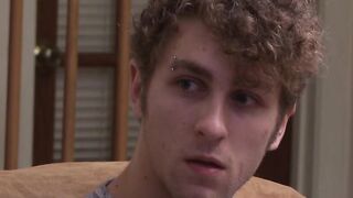IconMales.com - Max Sargent demands Calvin Banks spread his ass wide