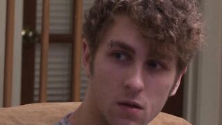 IconMales.com - Max Sargent demands Calvin Banks spread his ass wide