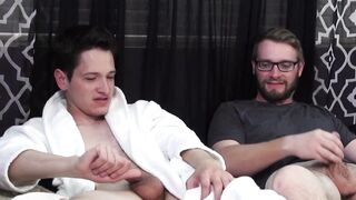 Nice bodied Ceasar Cummings whacks his cock and also Jake Karhoffs
