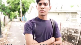 LatinoJuice.com - Straight guy Ariano maintains eye contact with me while he blows my