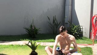 Hot Twink Henry Evans feels the heat from the sun and gets horny after gardening