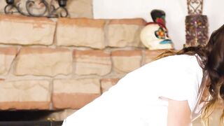 ALL WOMEN RUBS - Adorable Spencer Bradley Gets Her Snatch Licked And Banged By Bombshell Masseuse Andi Rose